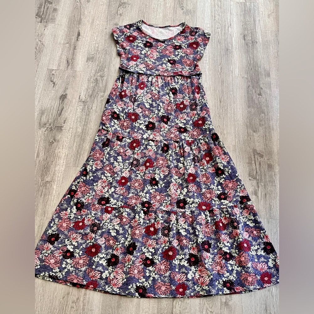 XS LATCHED MAMA Tiered Maxi Dress